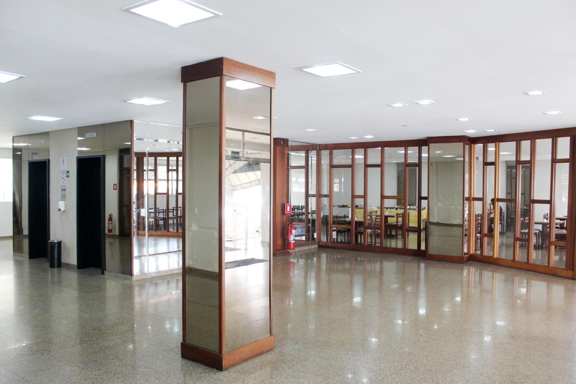 Days Inn By Wyndham Uberlândia Extérieur photo