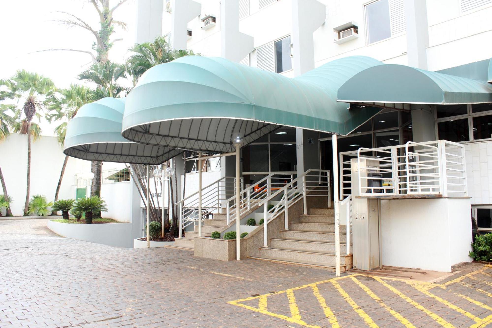 Days Inn By Wyndham Uberlândia Extérieur photo